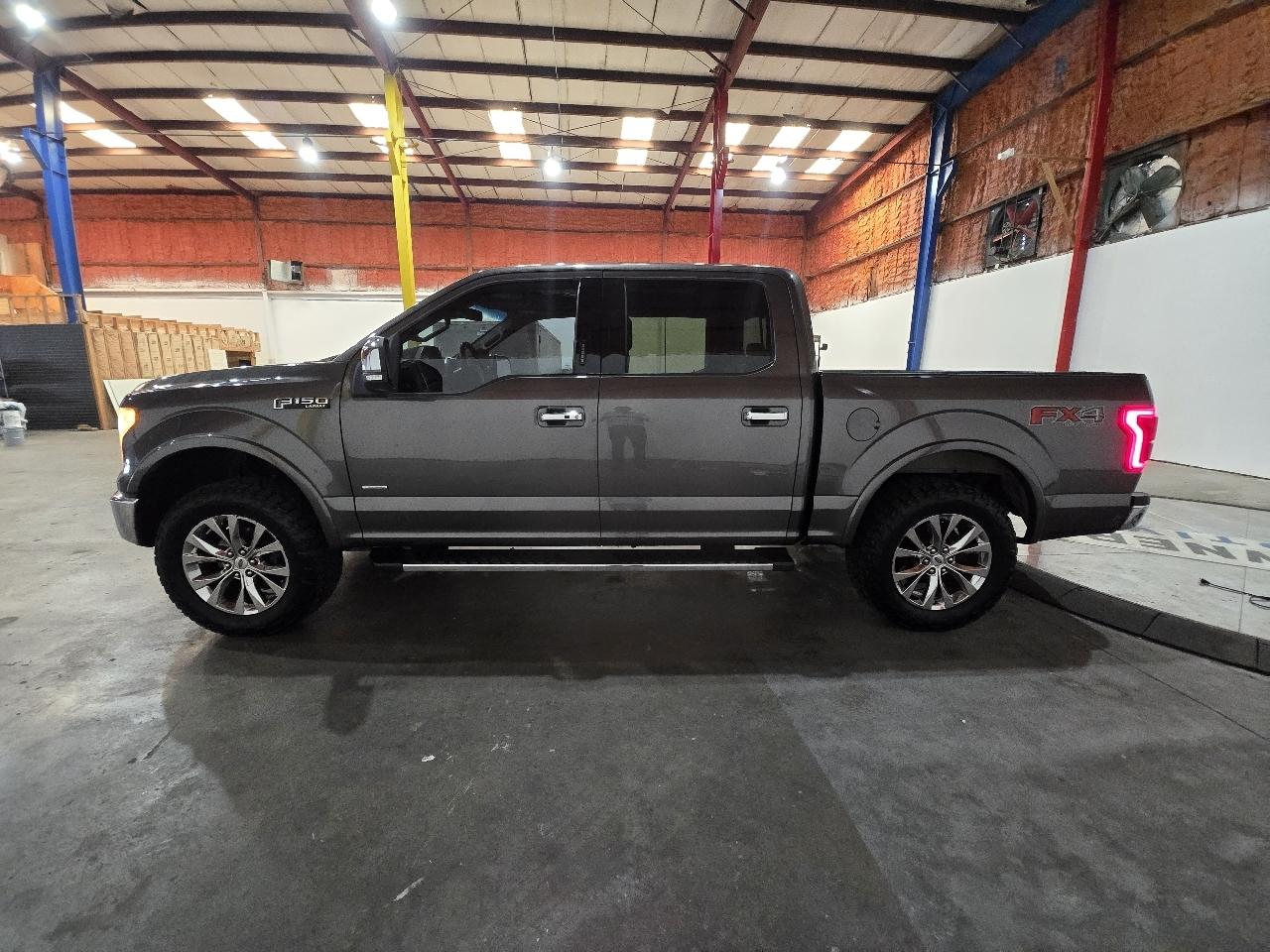 Ford F-150 4WD SuperCrew 145" XLT 2016