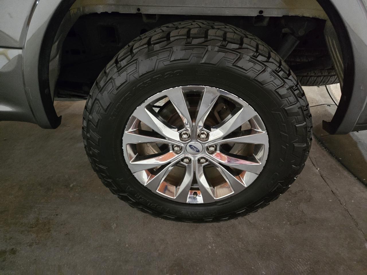 Ford F-150 4WD SuperCrew 145" XLT 2016