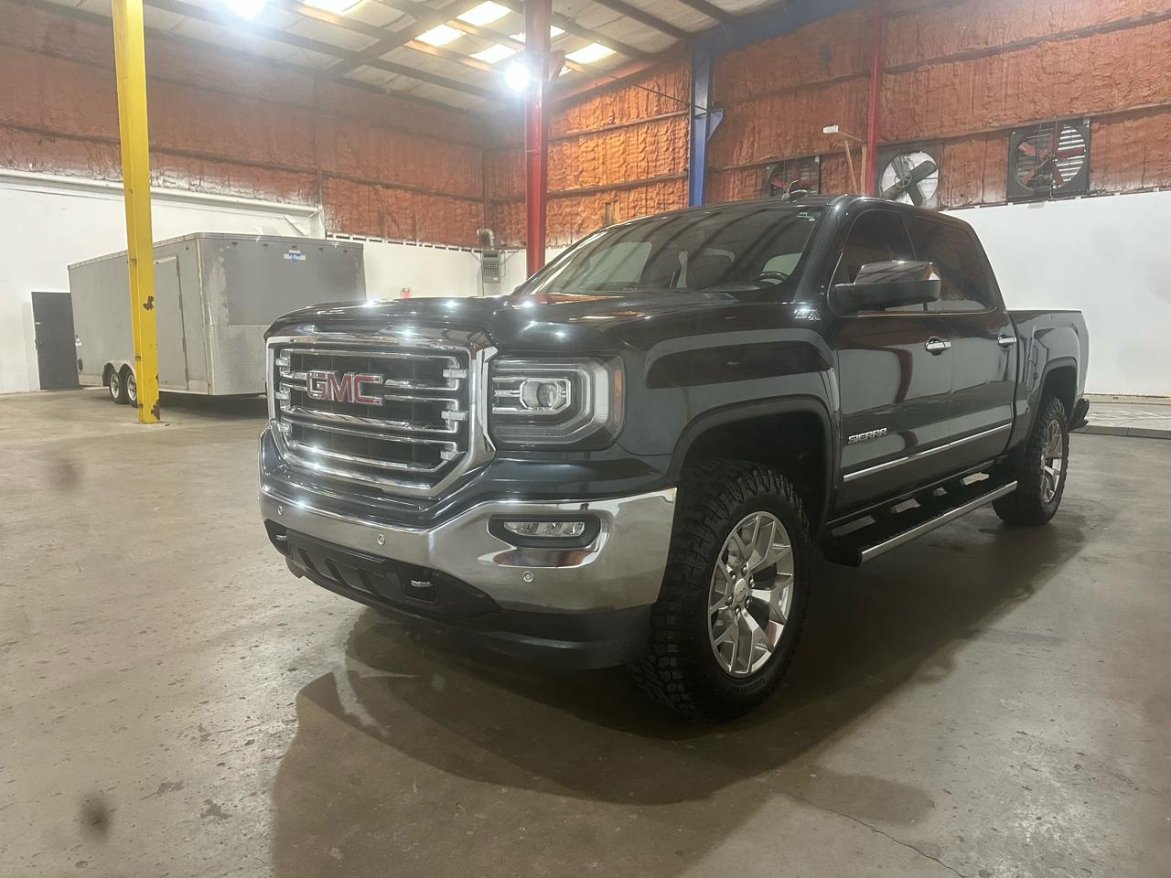 2018 GMC Sierra 1500 4WD Crew Cab 143.5" SLT