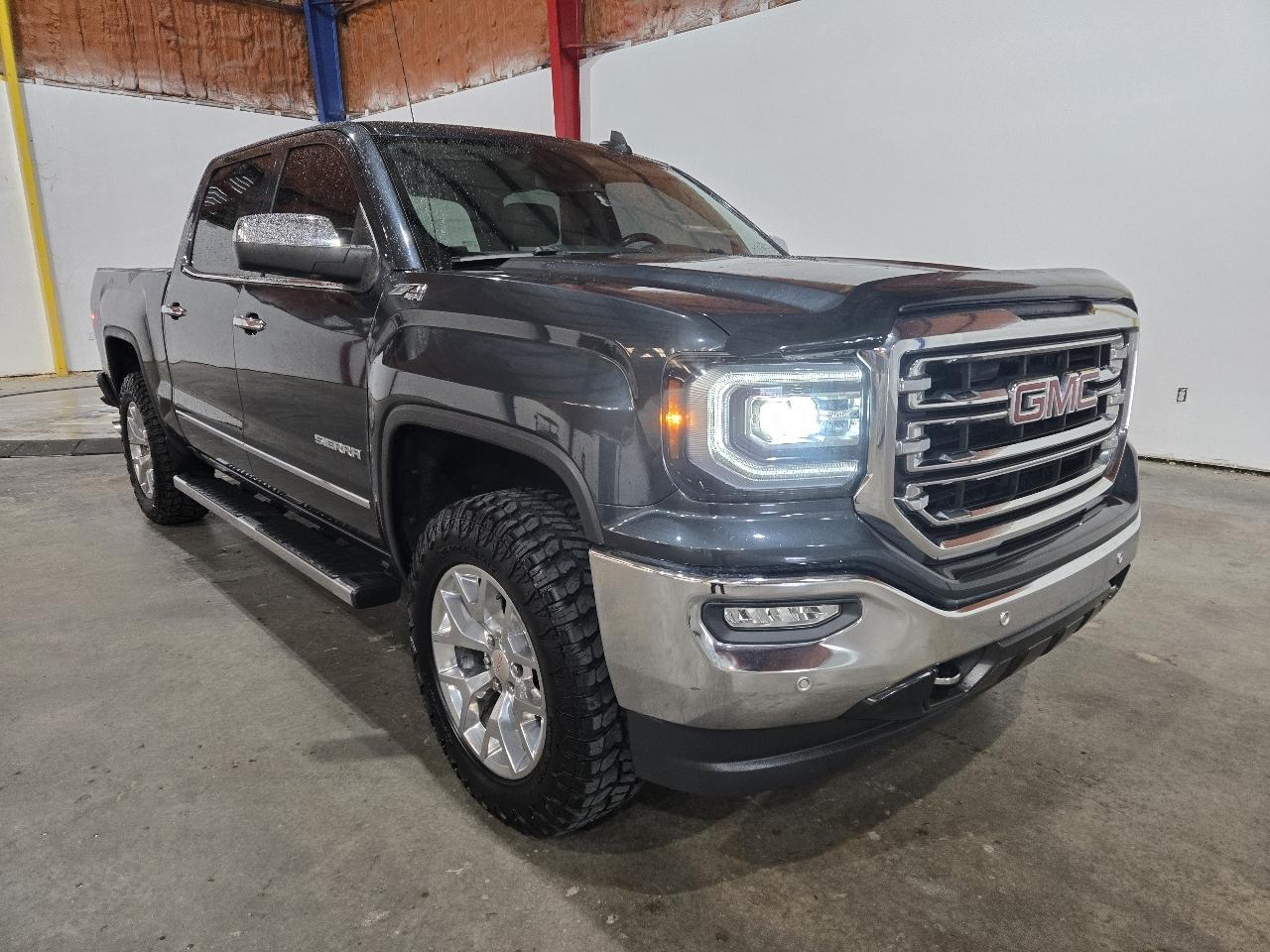 2018 GMC Sierra 1500 4WD Crew Cab 143.5" SLT
