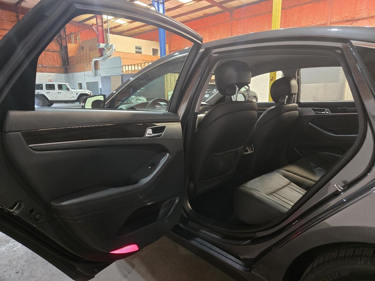 Genesis G80 3.8L RWD 2019