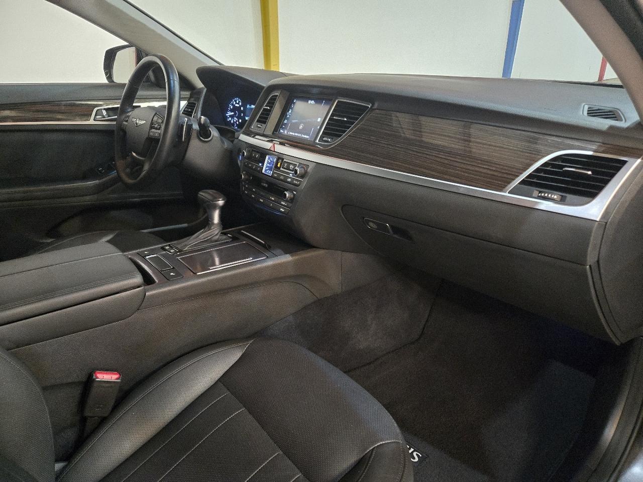 Genesis G80 3.8L RWD 2019