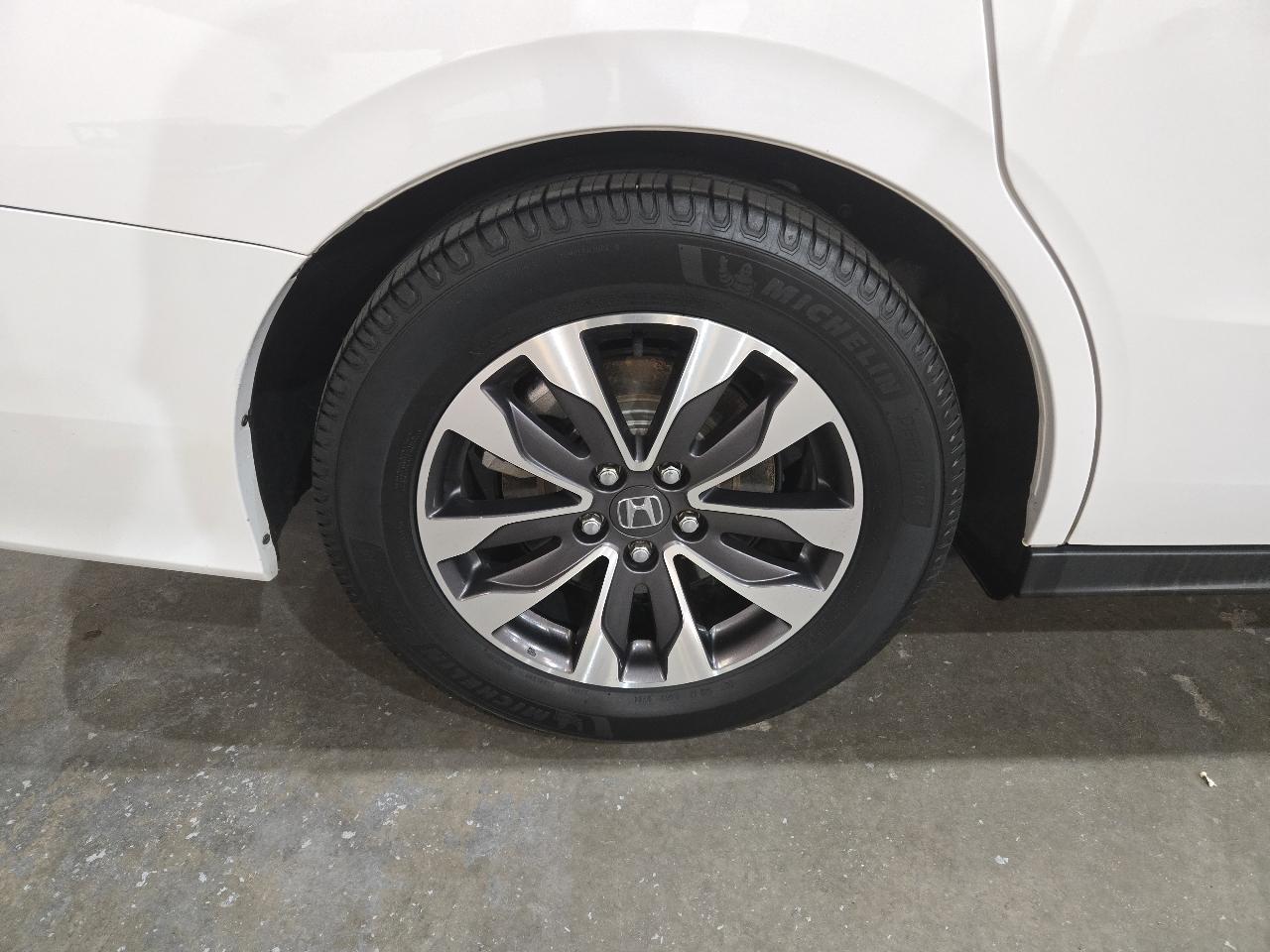 Honda Odyssey EX-L Auto 2023