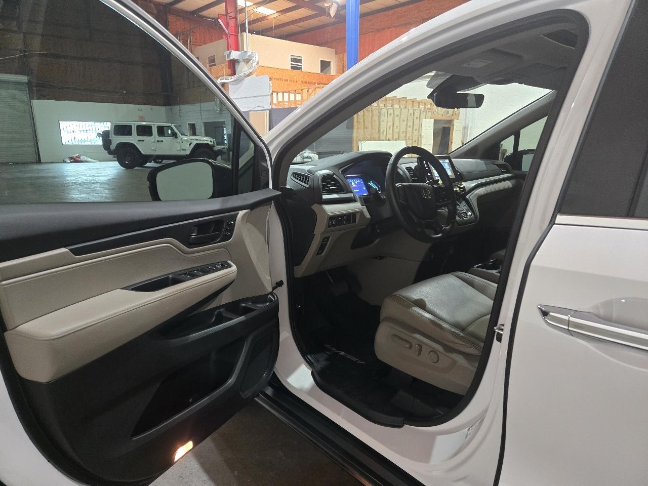 Honda Odyssey EX-L Auto 2023