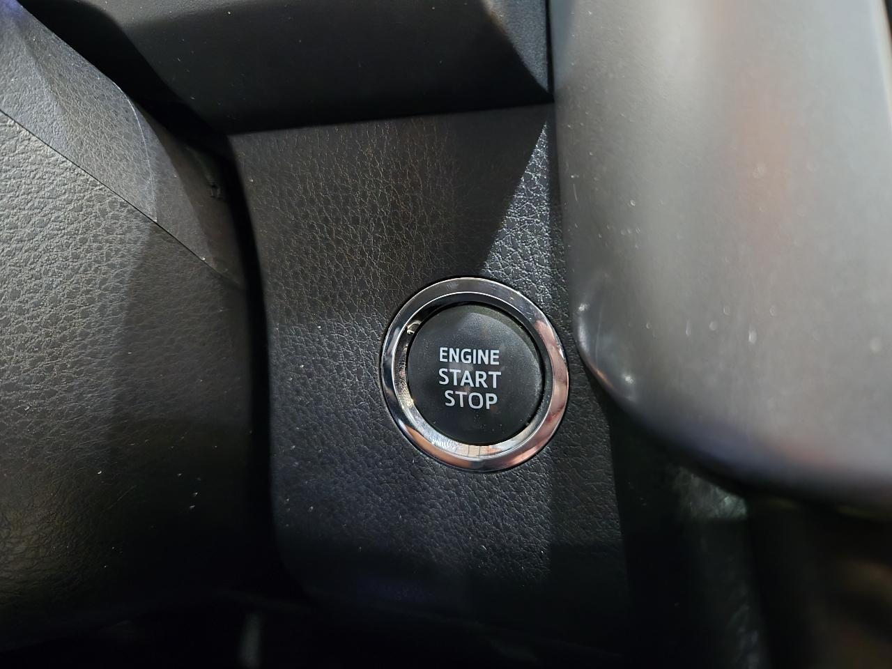 Toyota Highlander FWD 4dr V6 XLE (Natl) 2015