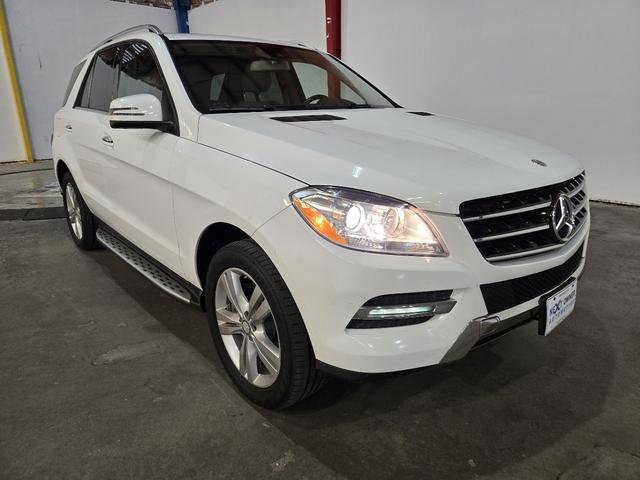 White 2015 Mercedes-Benz M-Class SUV / Crossover All-Wheel Drive Automatic