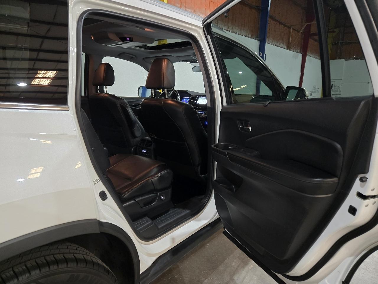 Honda Pilot Elite AWD 2021