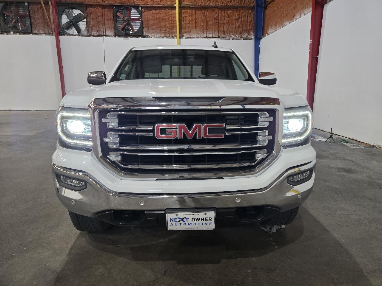 GMC Sierra 1500 4WD Crew Cab 143.5" SLT 2018
