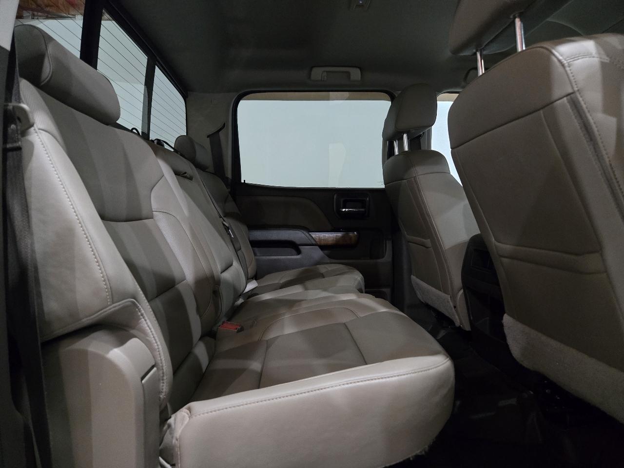 GMC Sierra 1500 4WD Crew Cab 143.5" SLT 2018