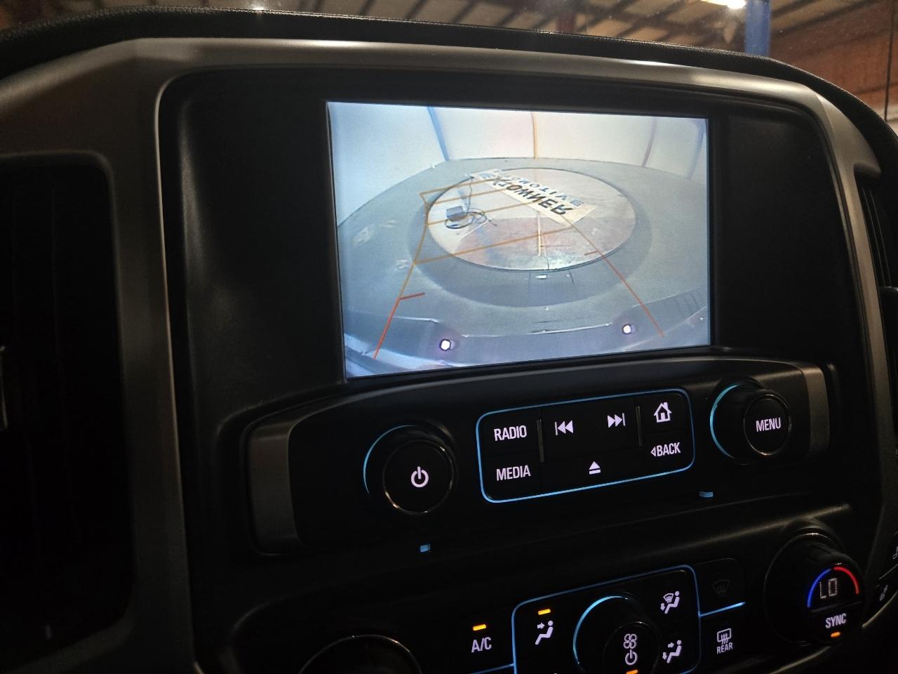 GMC Sierra 1500 4WD Crew Cab 143.5" SLT 2018