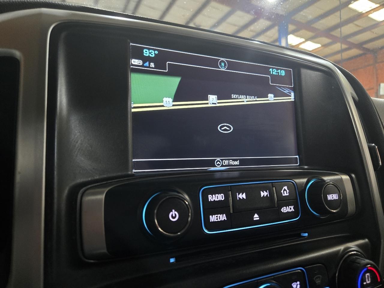 GMC Sierra 1500 4WD Crew Cab 143.5" SLT 2018