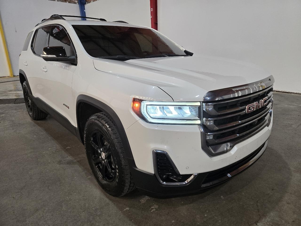 2022 GMC Acadia AWD 4dr AT4