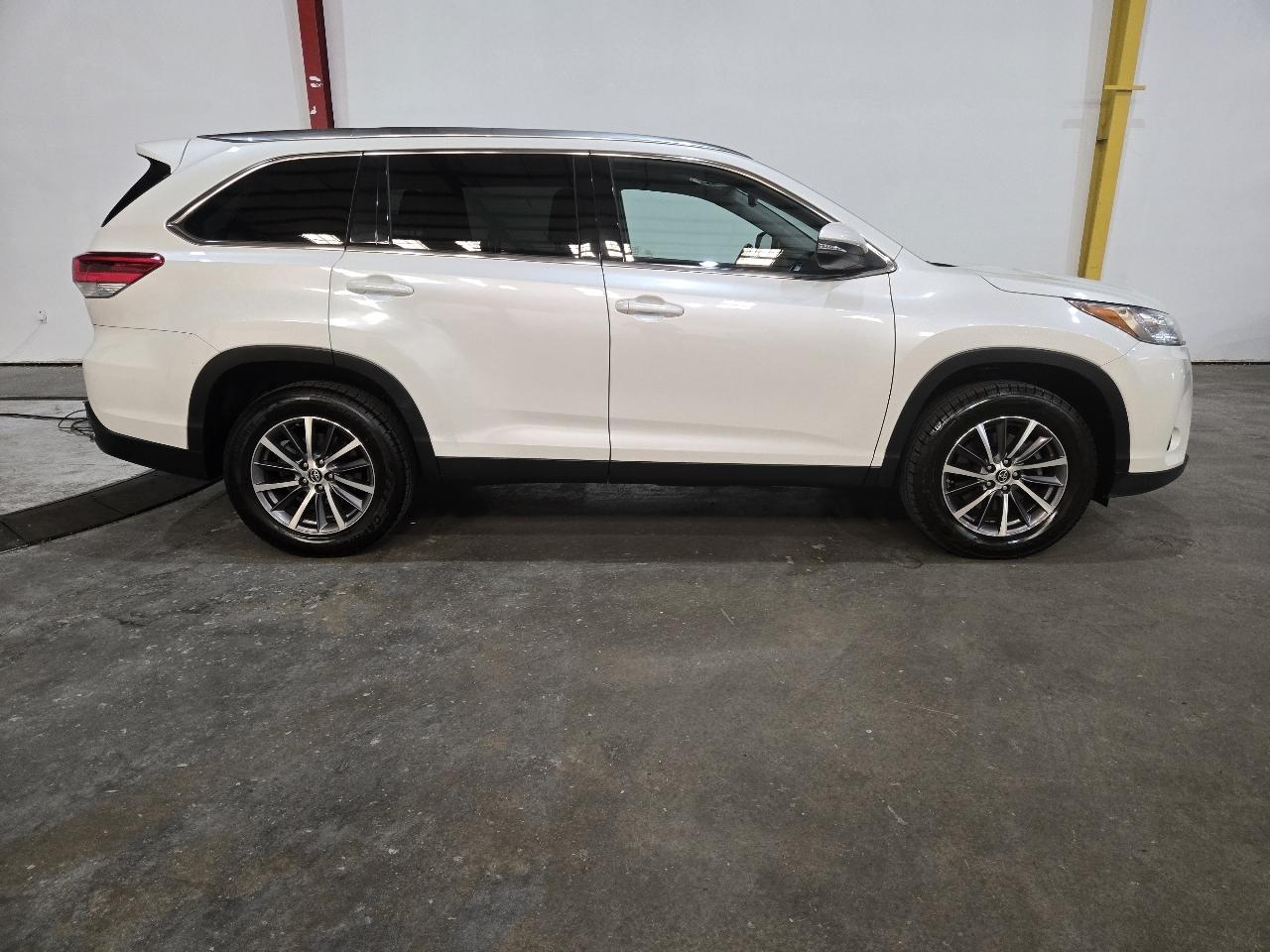 Toyota Highlander photo 21