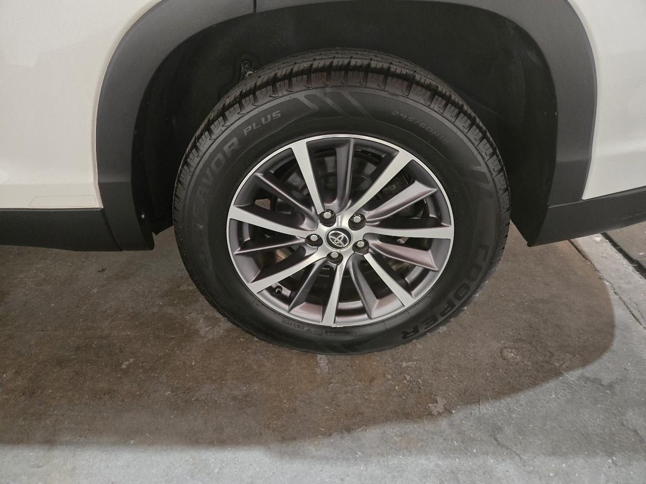 Toyota Highlander photo 29