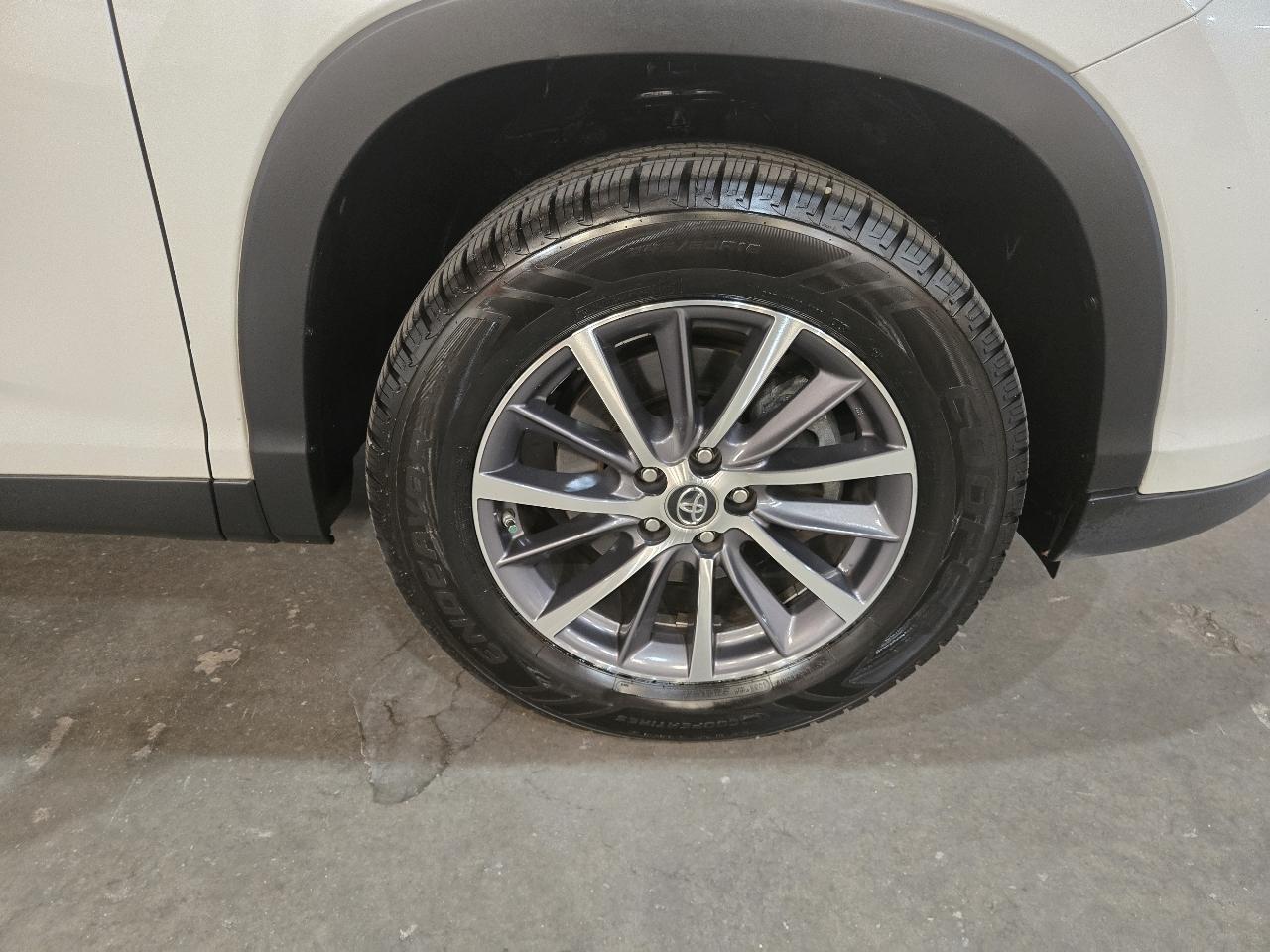 Toyota Highlander photo 28