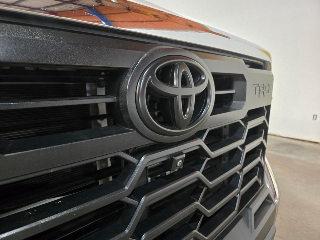 Toyota Tundra 4WD SR5 CrewMax 5.5' Bed (Natl) 2022