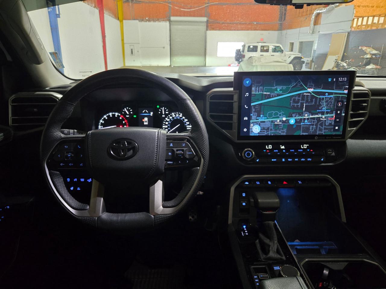 Toyota Tundra 4WD SR5 CrewMax 5.5' Bed (Natl) 2022