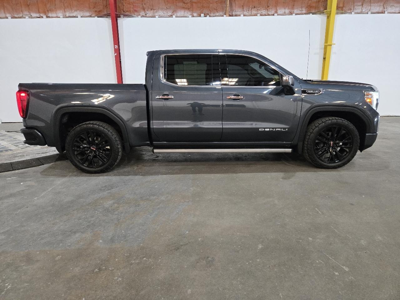 GMC Sierra photo 20