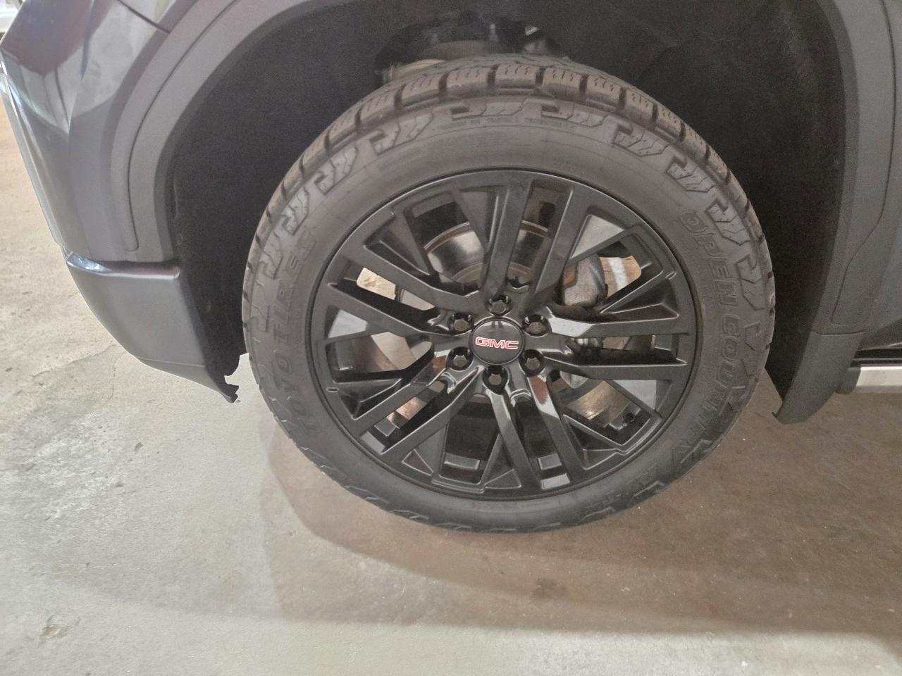 GMC Sierra photo 31