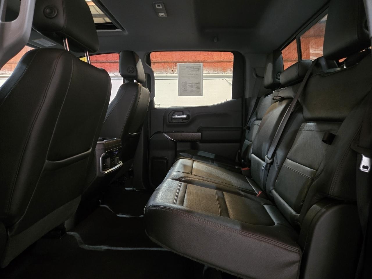 GMC Sierra photo 9