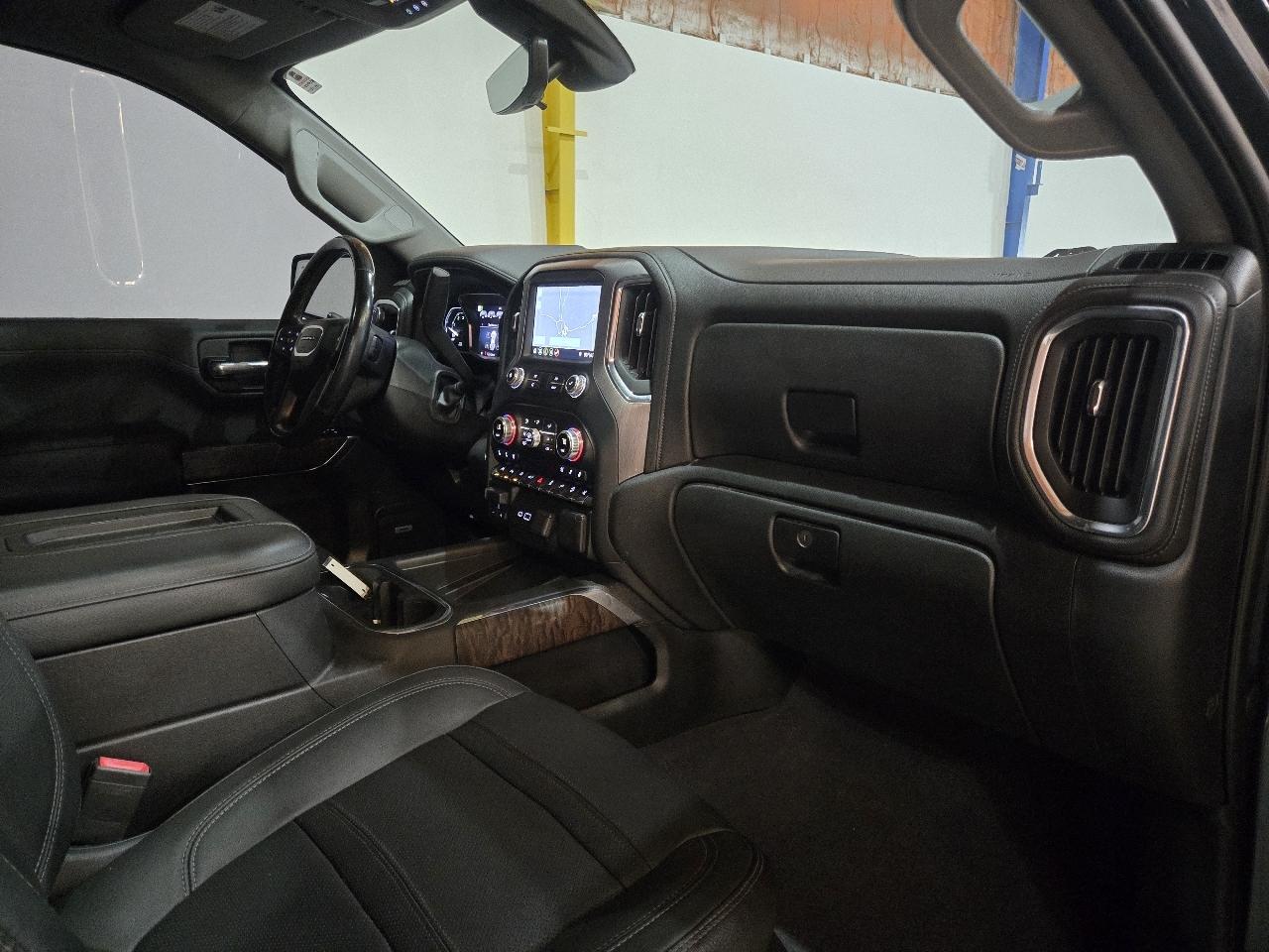 GMC Sierra photo 5