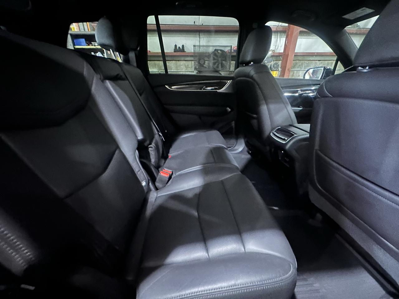 Cadillac XT6 photo 4