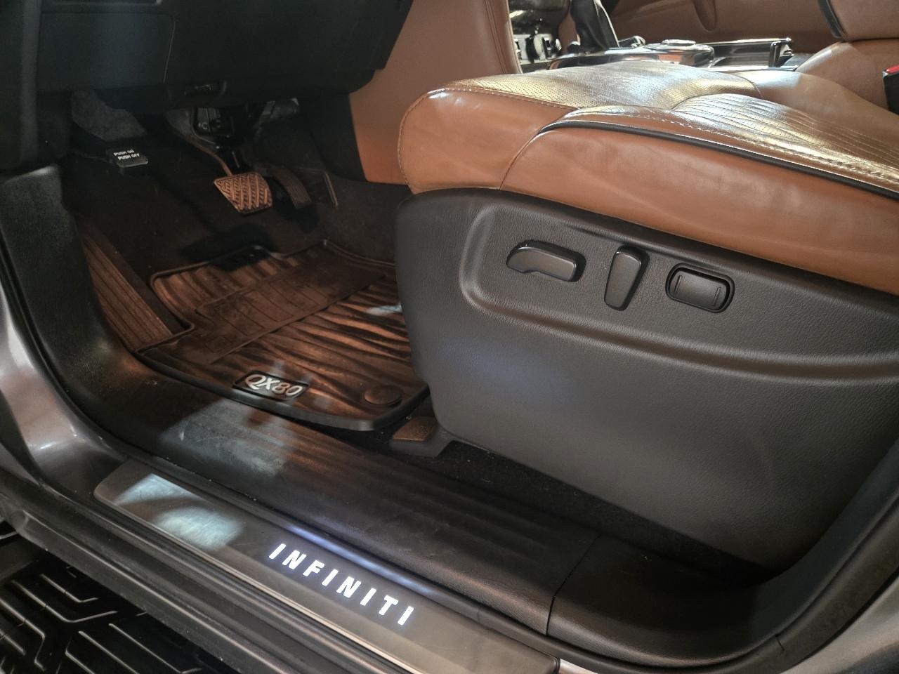 Infiniti QX80 photo 21