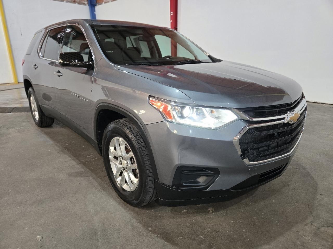 2020 Chevrolet Traverse FWD 4dr LS w/1LS