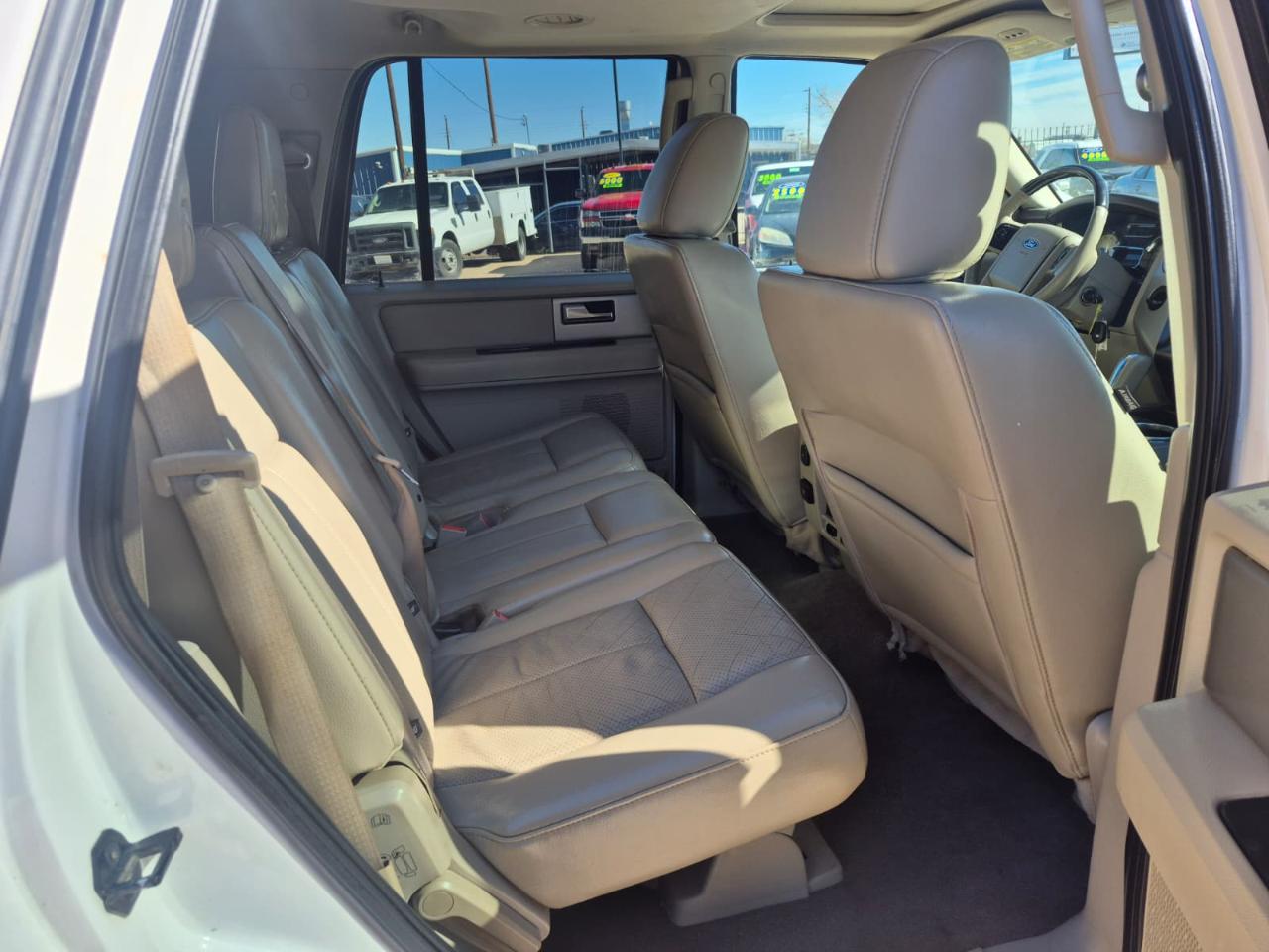 Ford Expedition EL EL XLT 4WD 2016
