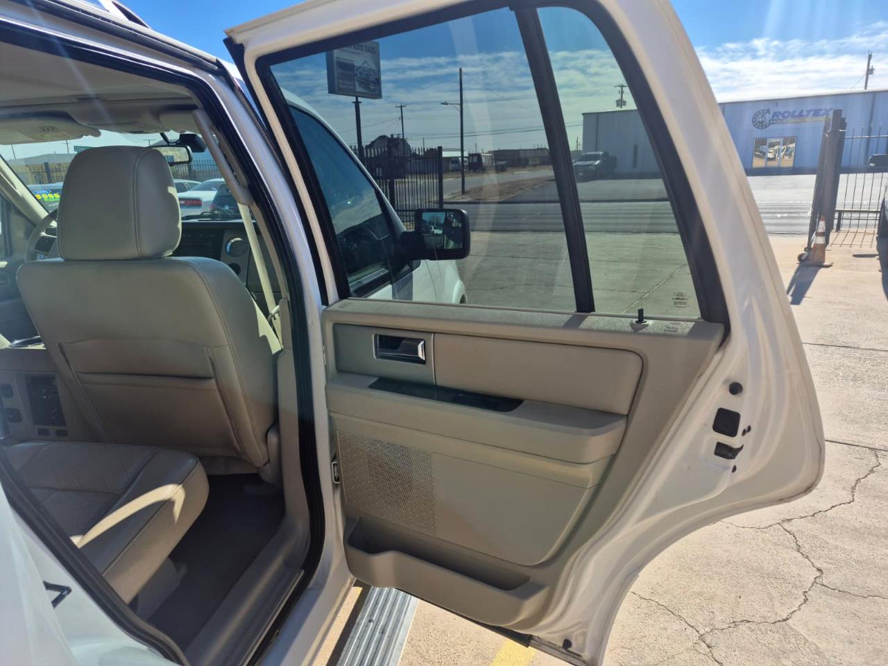 Ford Expedition EL EL XLT 4WD 2016