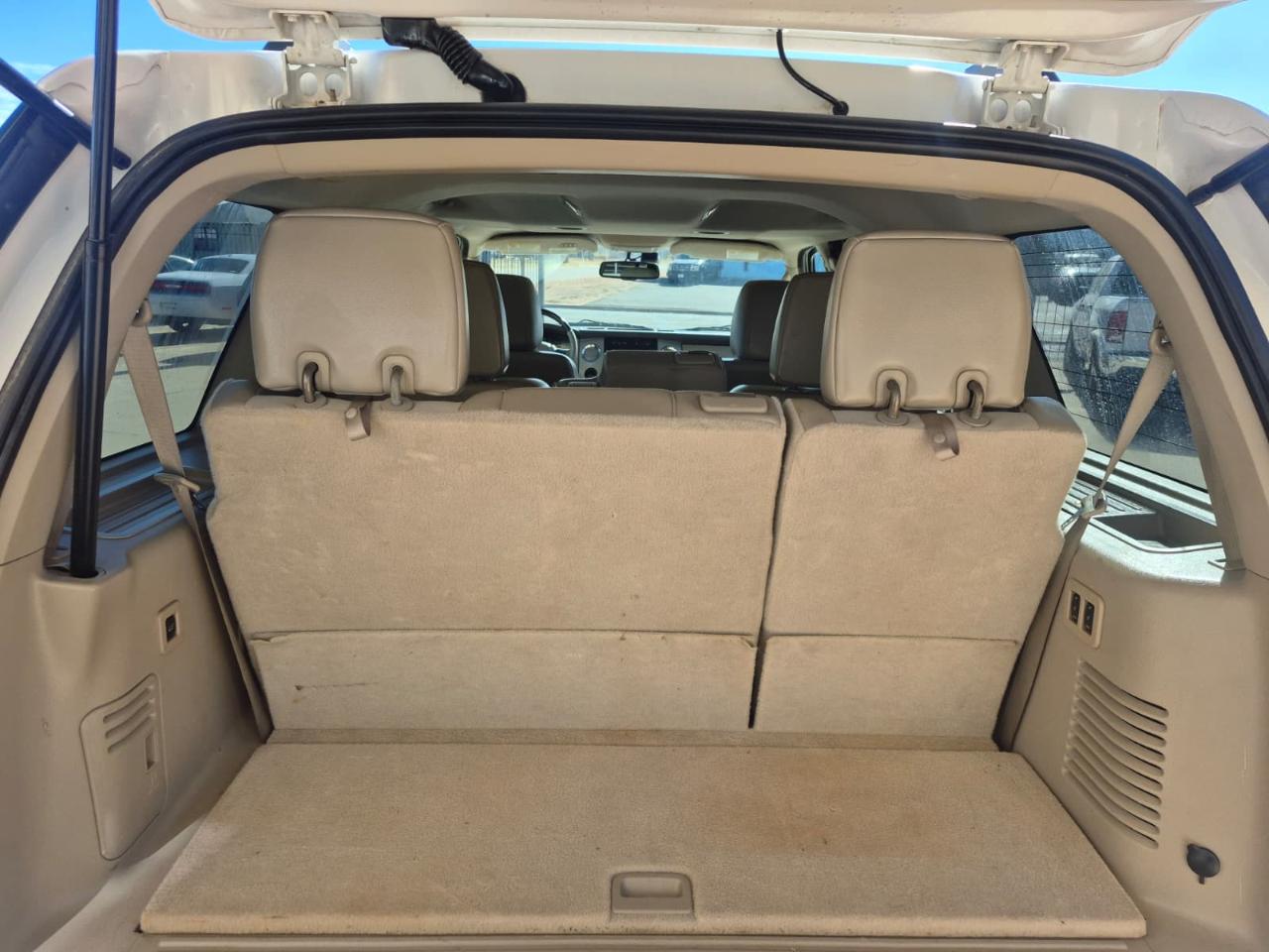 Ford Expedition EL EL XLT 4WD 2016