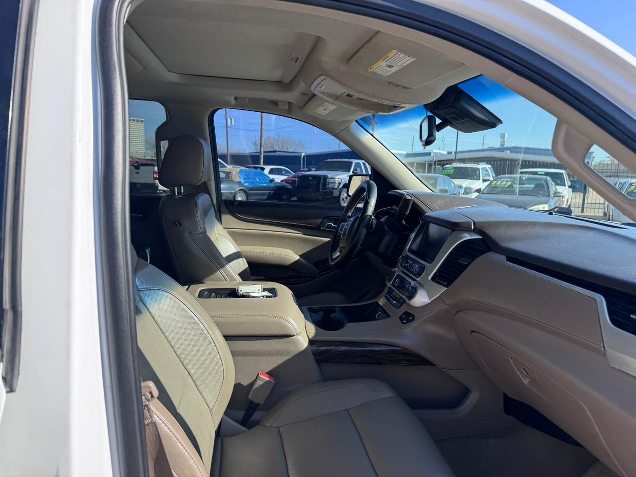 GMC Yukon XL 1500 4WD SLT 2016