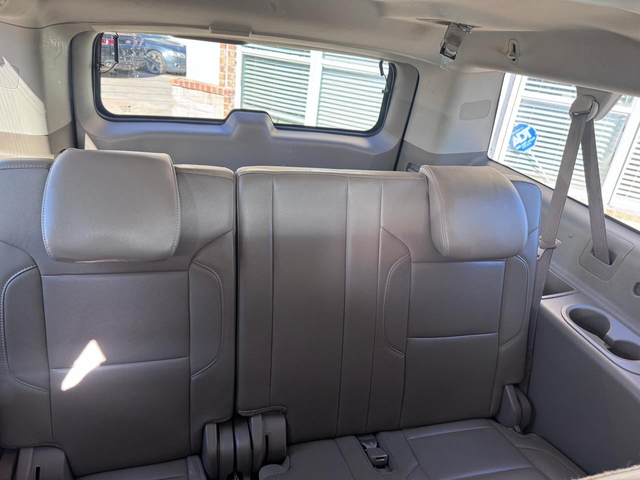 GMC Yukon XL 1500 4WD SLT 2016