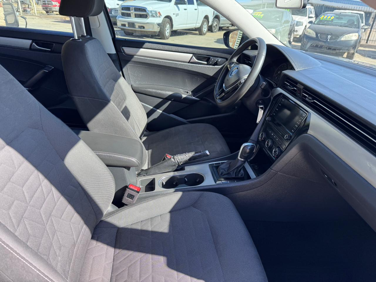 Volkswagen Passat  2021