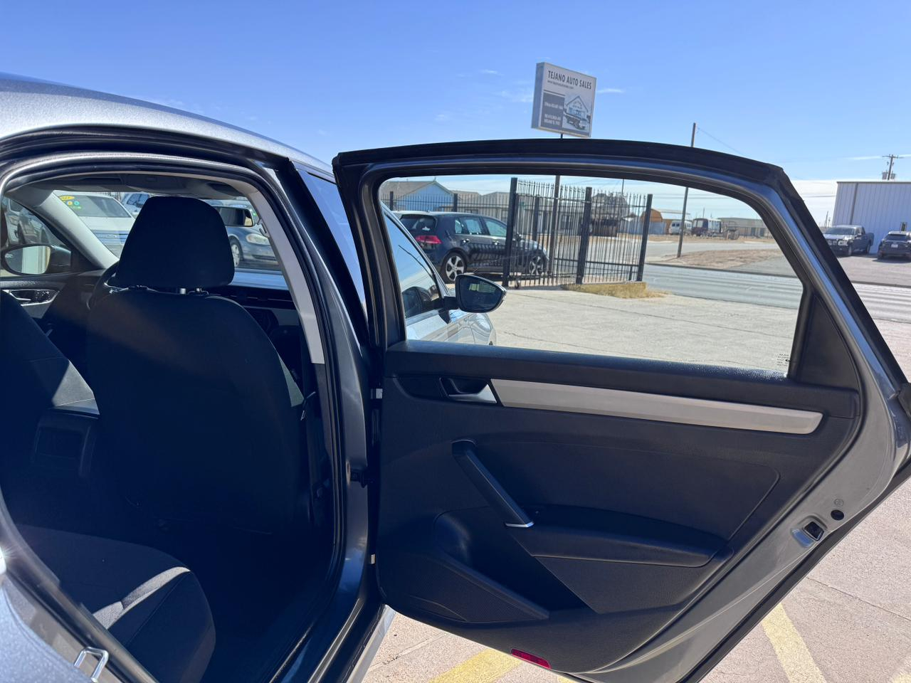 Volkswagen Passat  2021