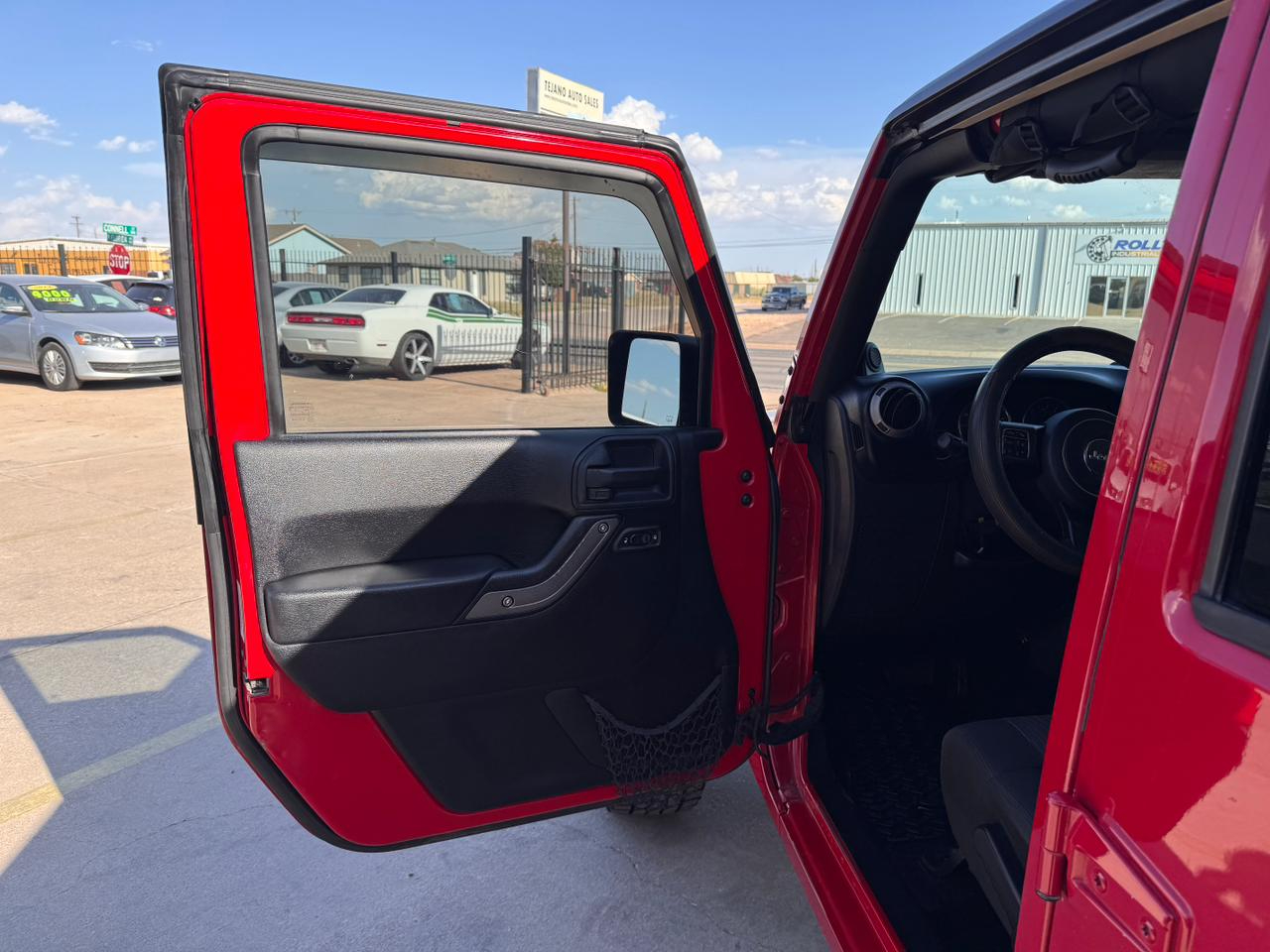 Jeep Wrangler 4WD 4dr Unlimited Rubicon 2011