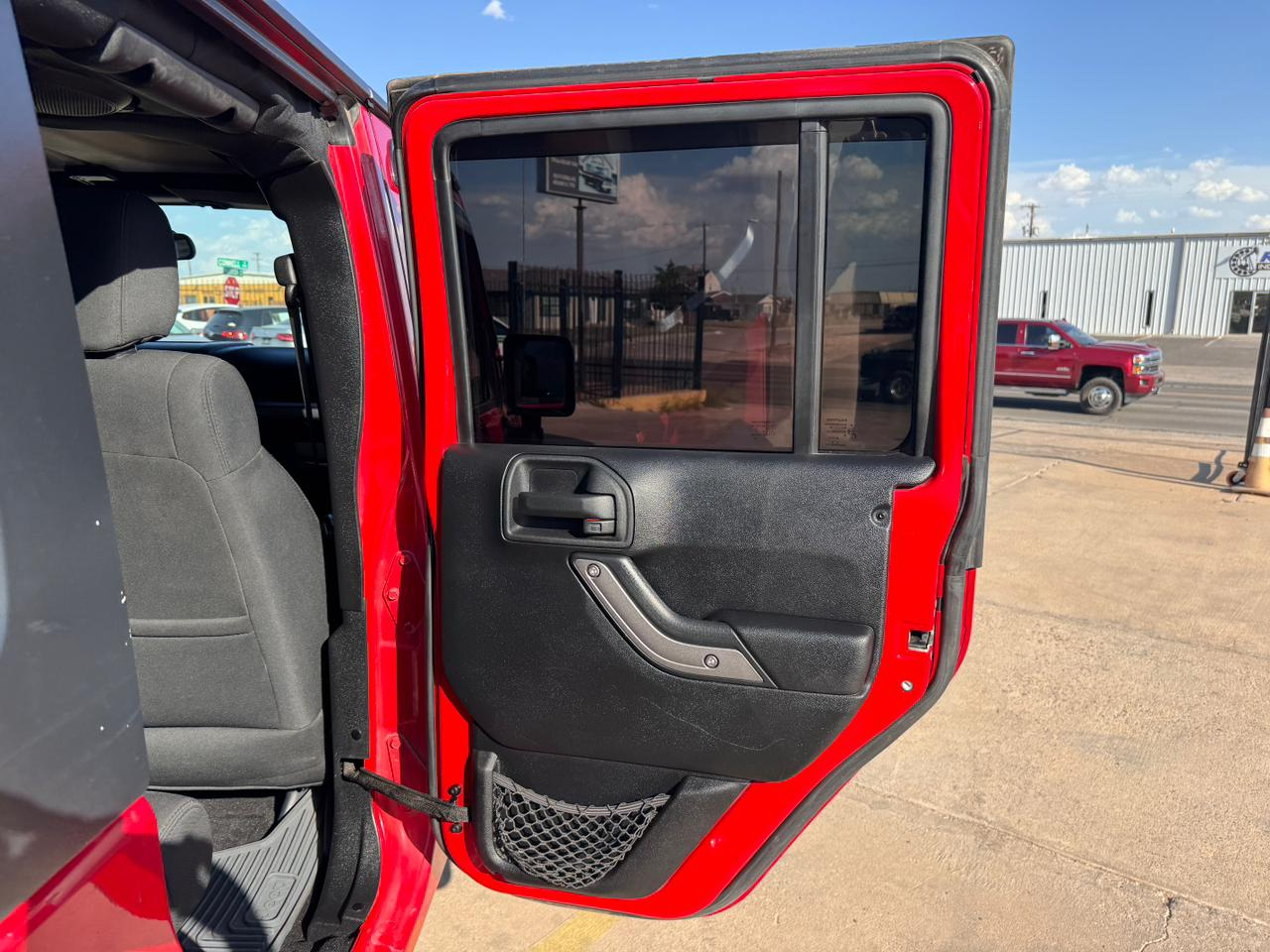 Jeep Wrangler 4WD 4dr Unlimited Rubicon 2011