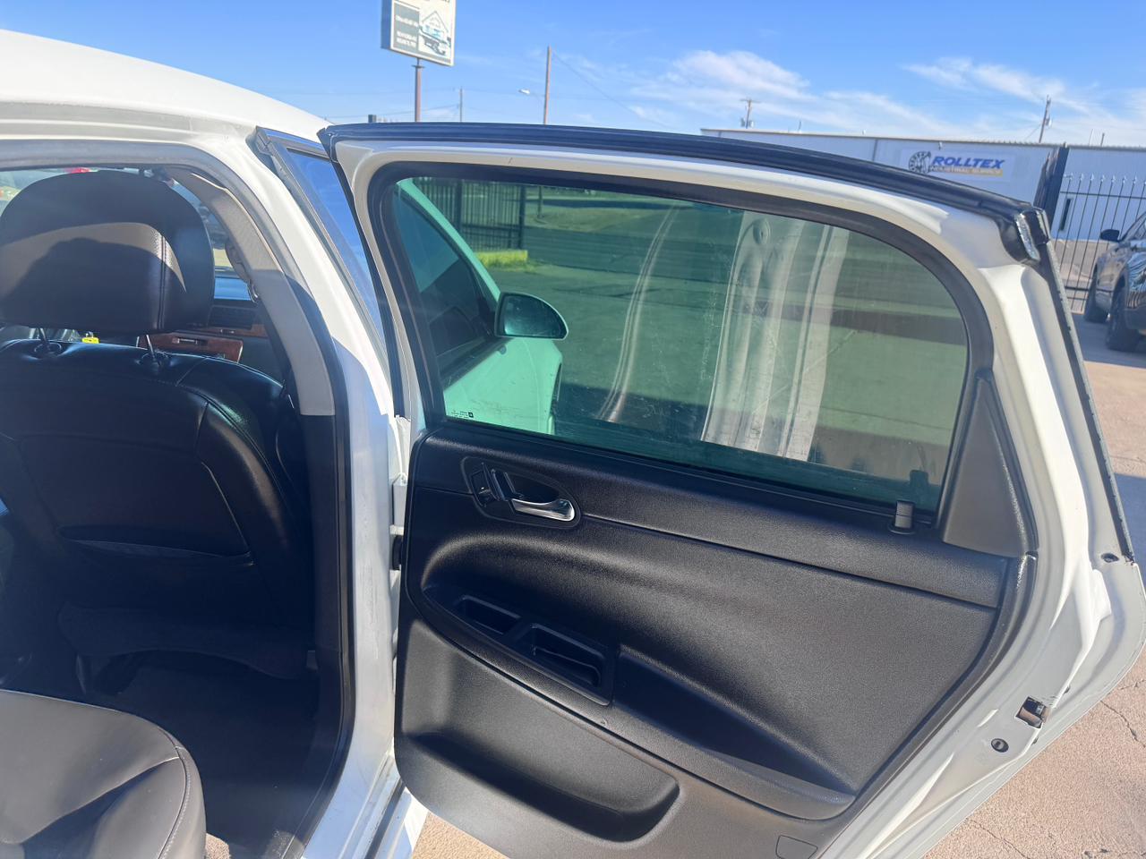 Chevrolet Impala 4dr Sdn LTZ 2010