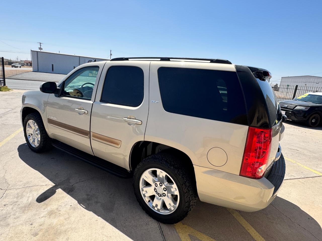GMC Yukon 4dr 2008