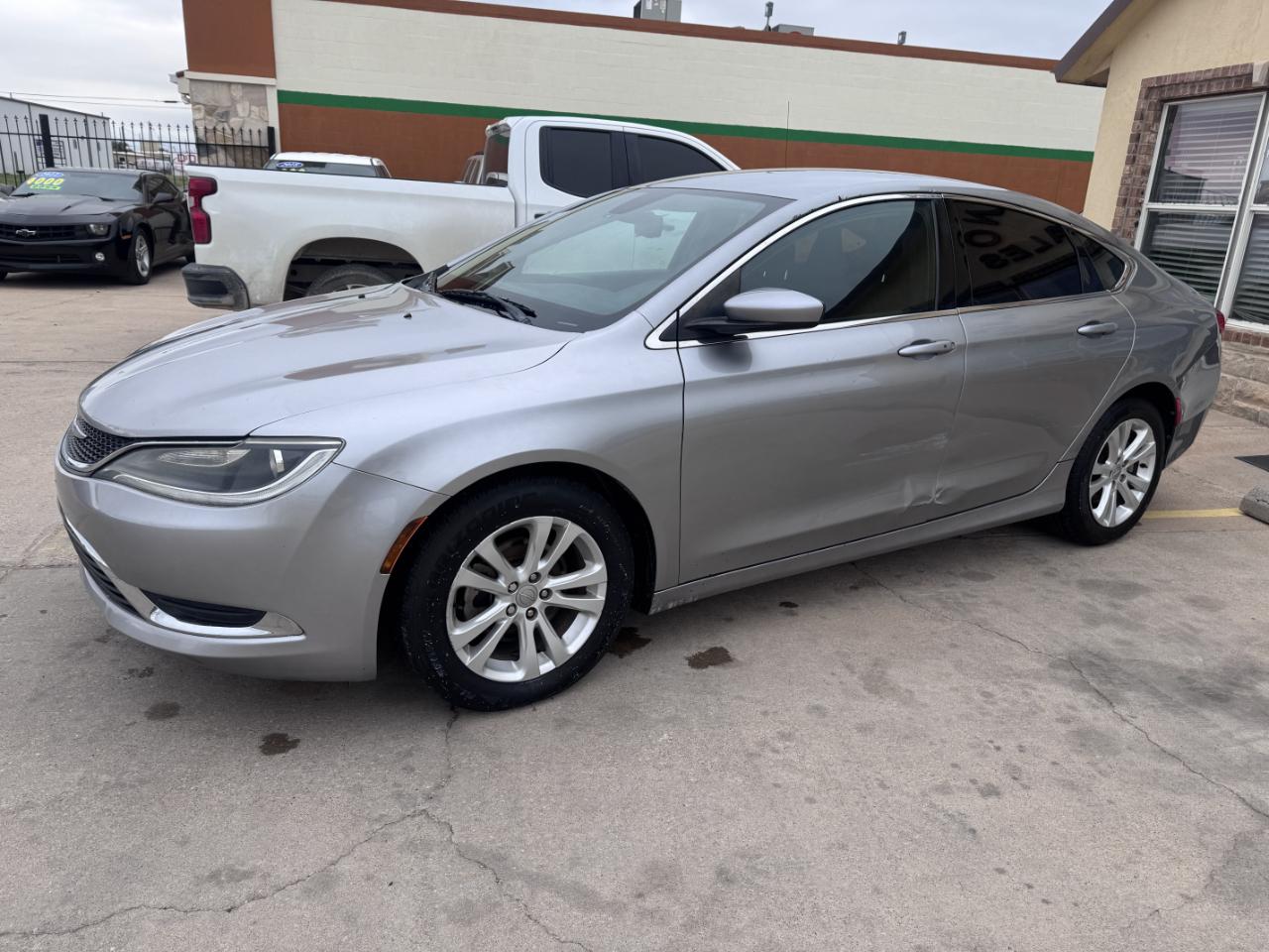 Chrysler 200  2015