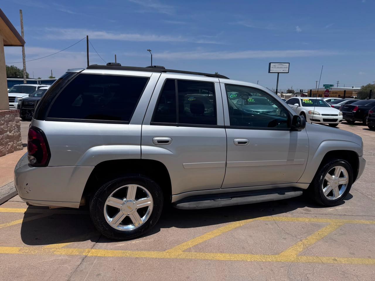 Chevrolet TRAILBLAZE Base 2008