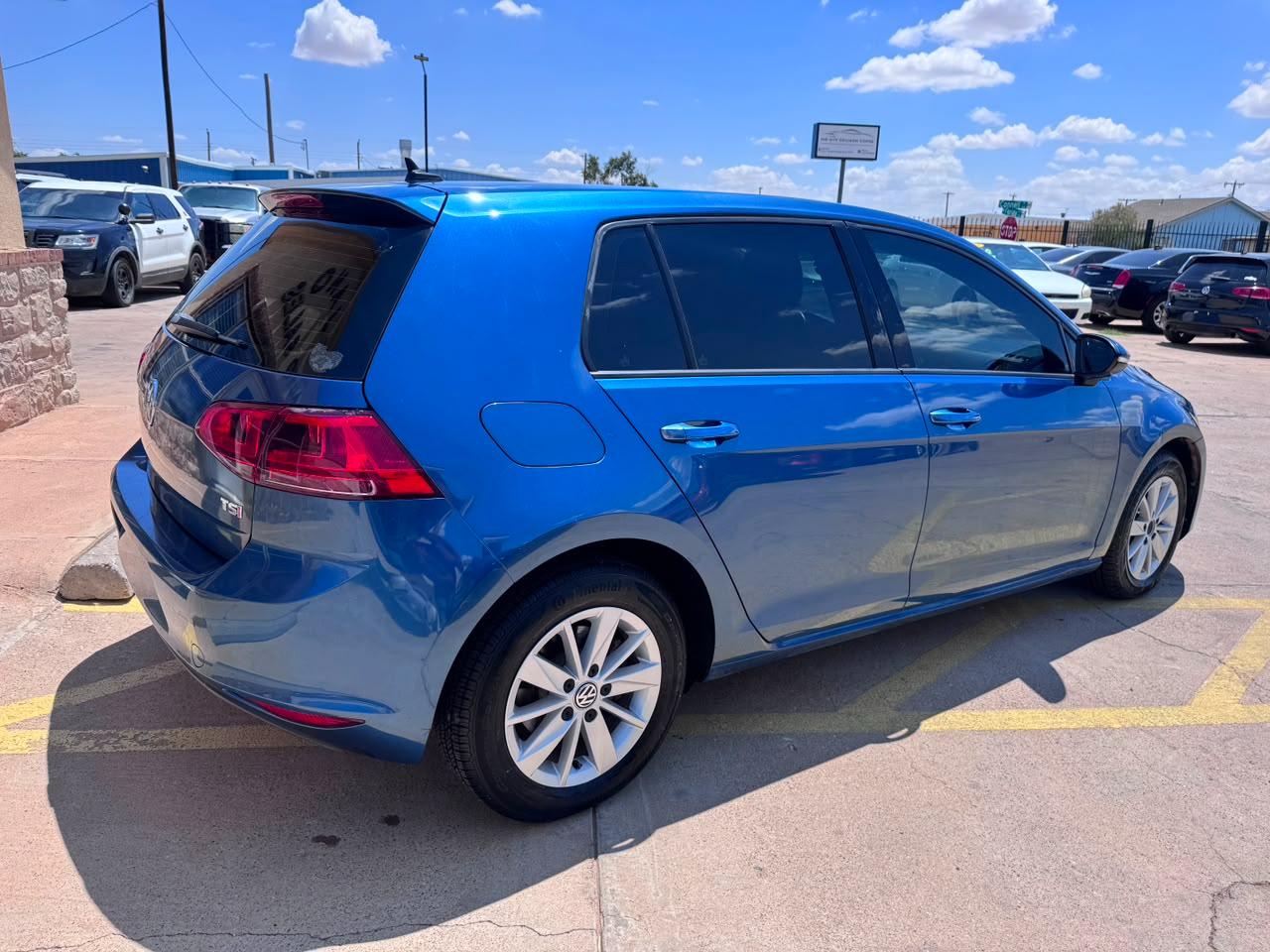 Volkswagen Golf 1.8T 4-Door S Auto 2016