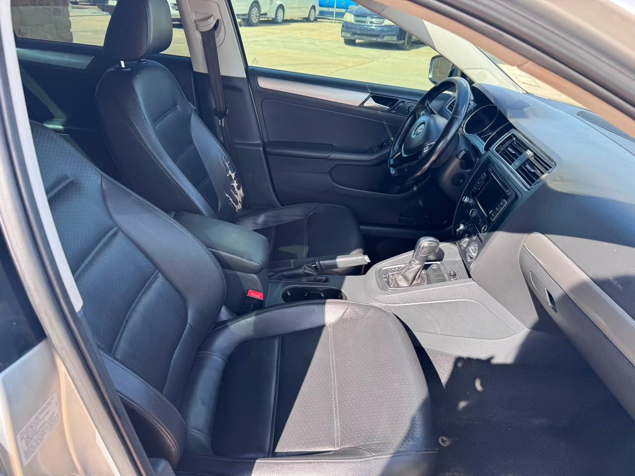 Volkswagen Jetta  2015