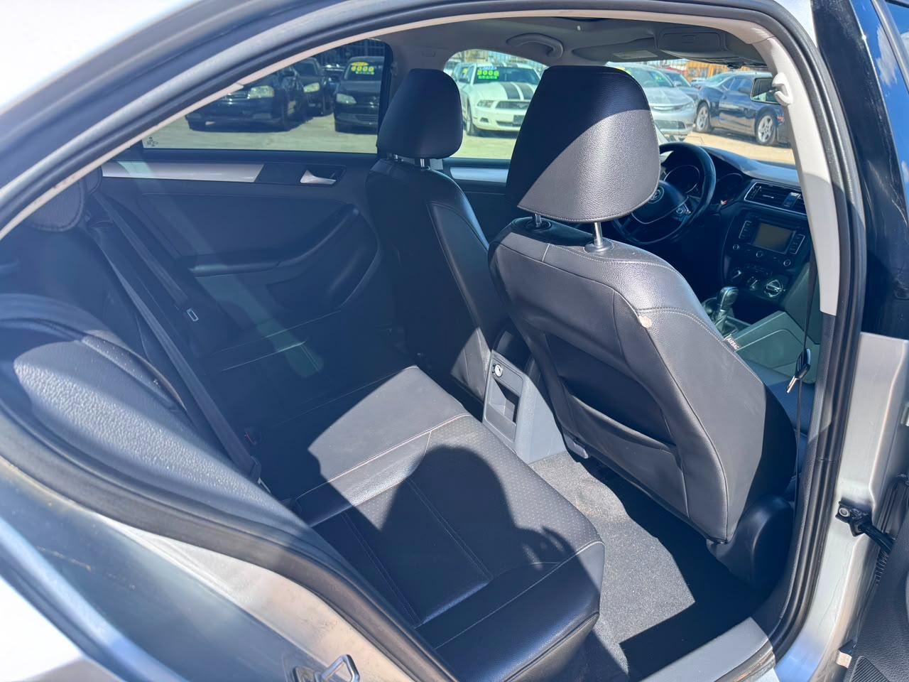 Volkswagen Jetta  2015