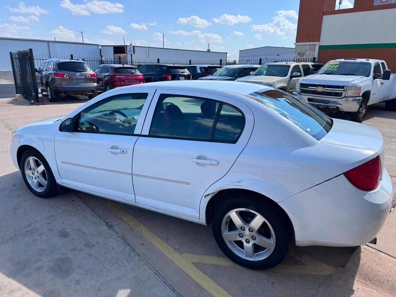 Chevrolet Cobalt 4dr Sdn 2010