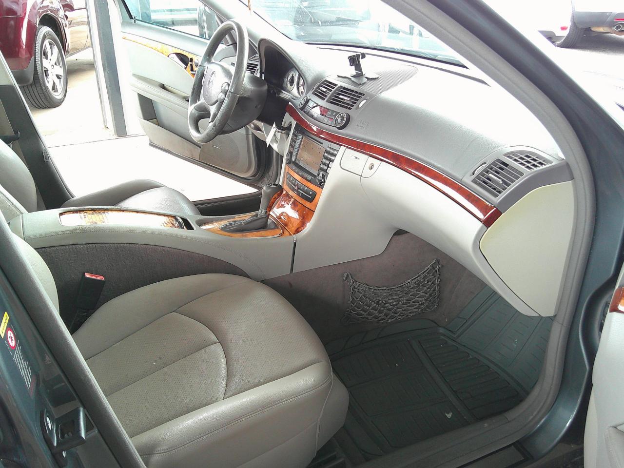 Mercedes-Benz E-Class 4dr Sdn Sport 3.5L RWD 2008