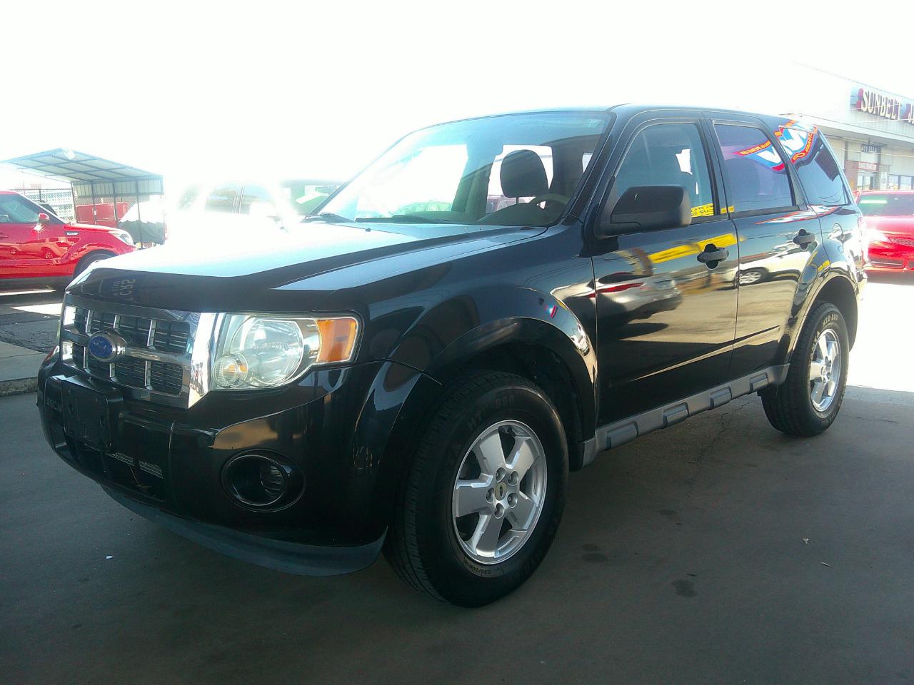 Ford Escape FWD 4dr XLS 2011