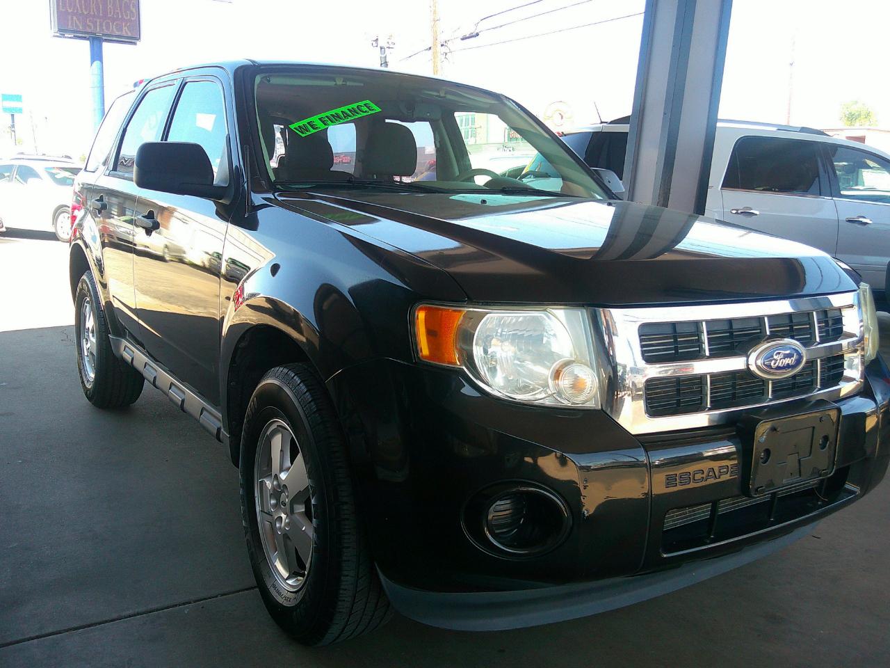 Ford Escape FWD 4dr XLS 2011