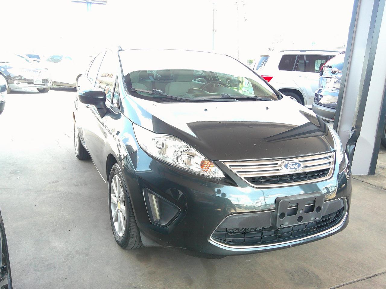 Ford Fiesta 4dr Sdn SE 2011
