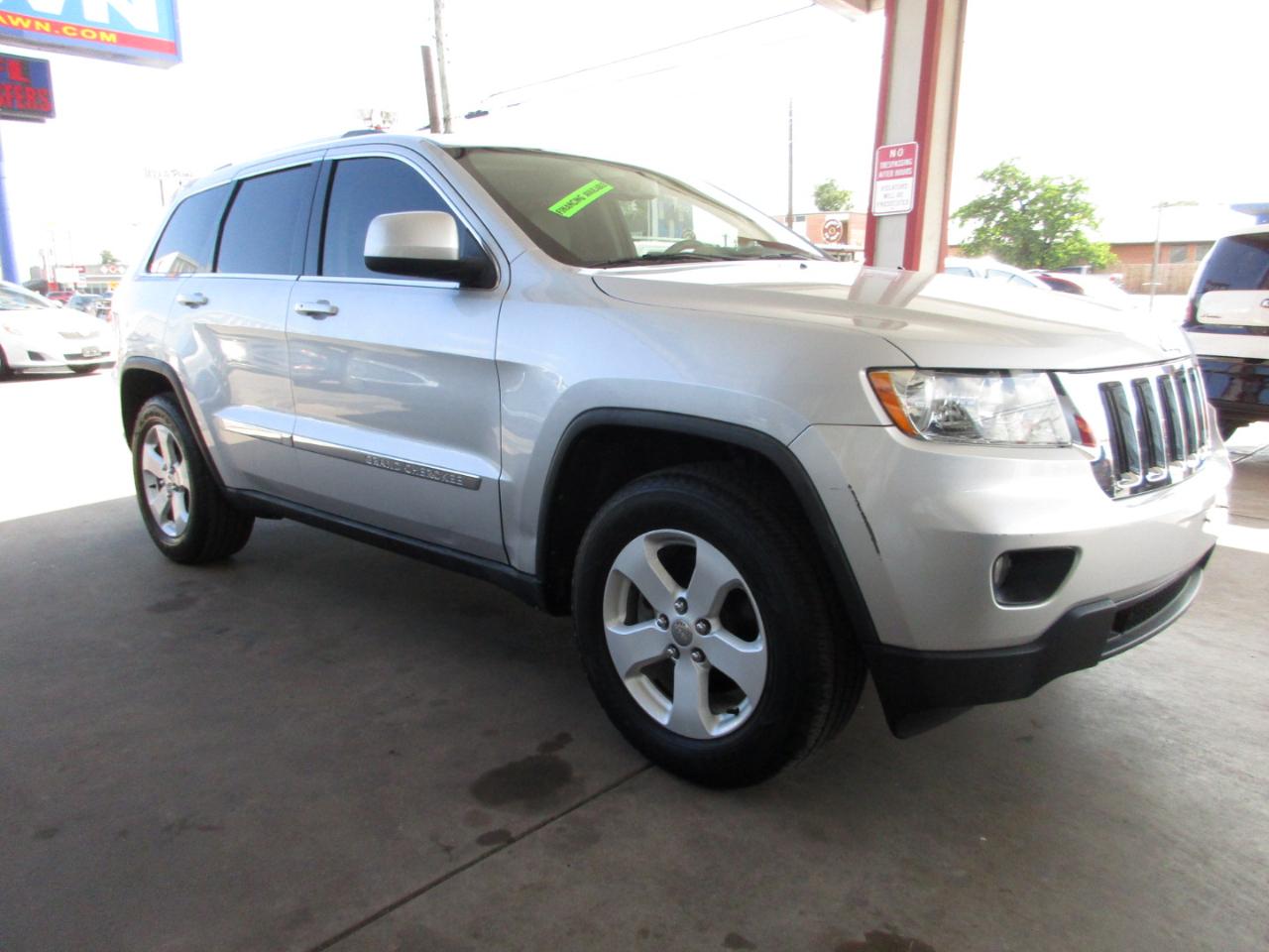 2011 Jeep Grand Cherokee RWD 4dr Laredo